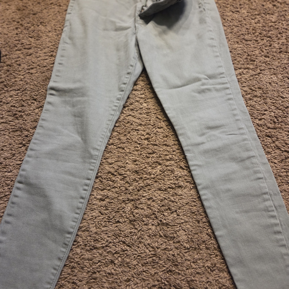 GAP Gray Skinny Jeans with Modern Fit